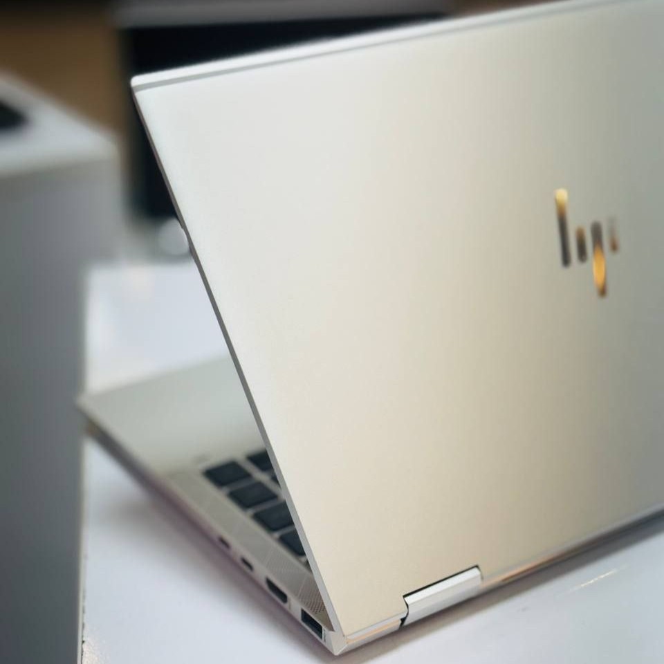 لپ تاپ استوک 14 اینچی اچ پی مدل HP EliteBook 1040 G7 i7 10710U 16GB 512GB Intel UHD Graphics 620 مشخصات، قیمت و خرید لپ تاپ استوک 14 اینچی اچ پی مدل HP EliteBook 1040 G7 i7 10710U 16GB 512GB Intel UHD Graphics 620