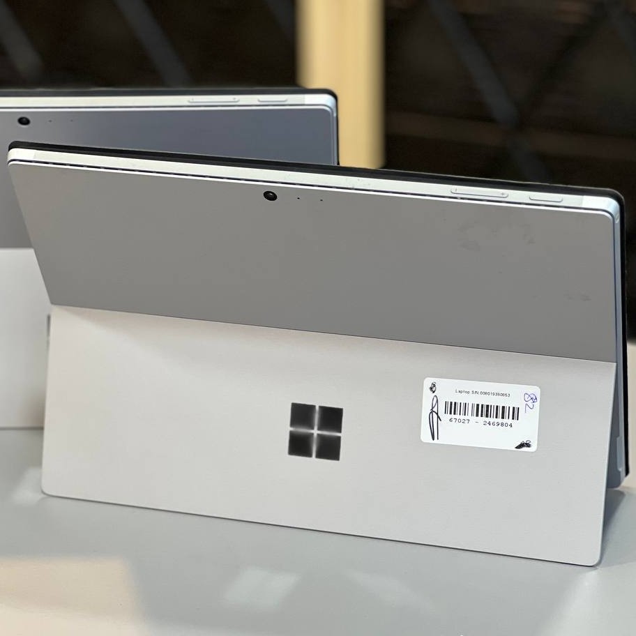 مشخصات، قیمت و خرید لپ تاپ استوک 12.3 اینچی مایکروسافت مدل Microsoft Surface Pro 5 i5 7300U 8GB 256GB Intel HD 620