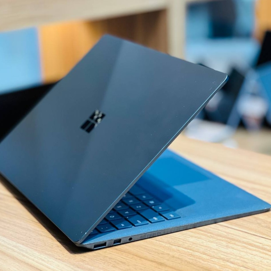 مشخصات، قیمت و خرید لپ تاپ استوک 13.5 اینچی مایکروسافت مدل Microsoft Surface Laptop 1 i7 7660U 16GB 512GB Intel Iris Plus 640