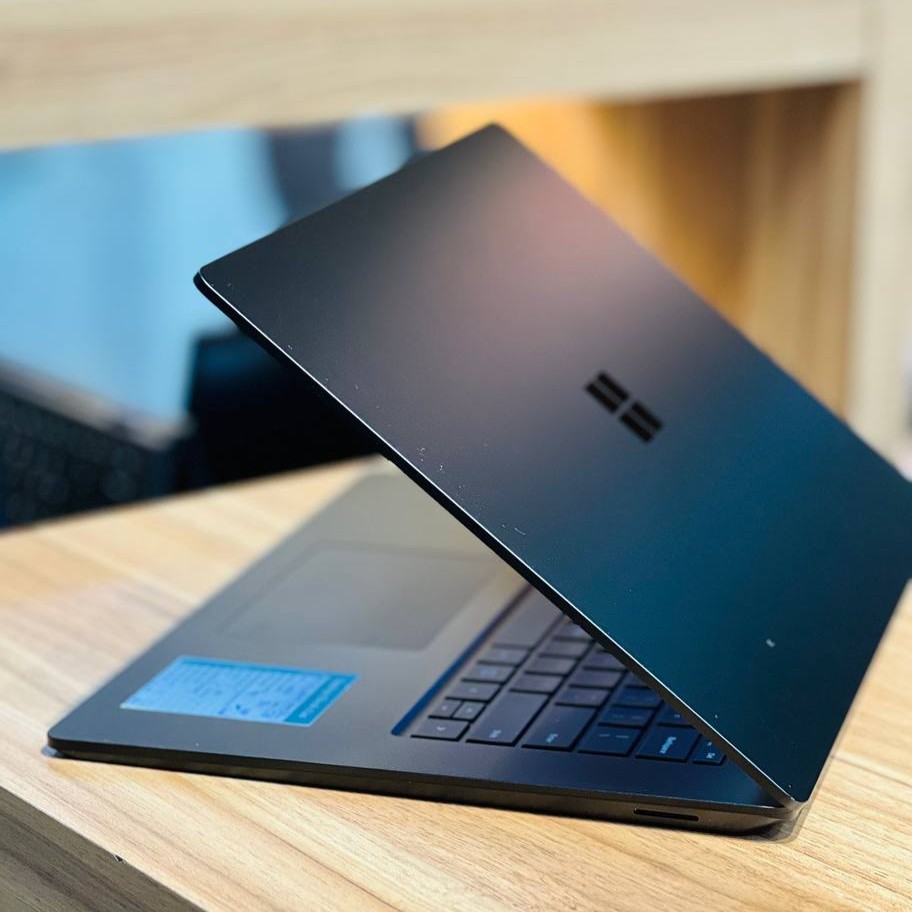 مشخصات، قیمت و خرید لپ تاپ استوک 15 اینچی مایکروسافت مدل Microsoft Surface Laptop 3 i7 1065G7 32GB 1TB Intel Iris Plus