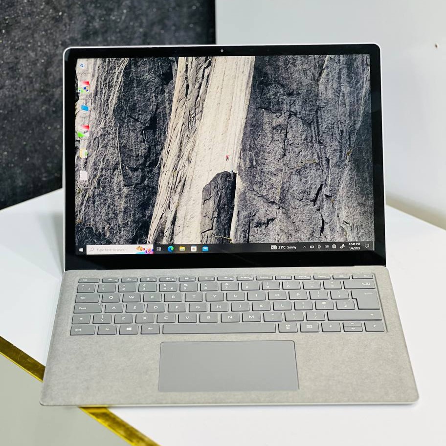 مشخصات، قیمت و خرید لپ تاپ استوک 13.5 اینچی مایکروسافت مدل Microsoft Surface Laptop 4 i5 1145G7 8GB 256GB Intel Iris Xe