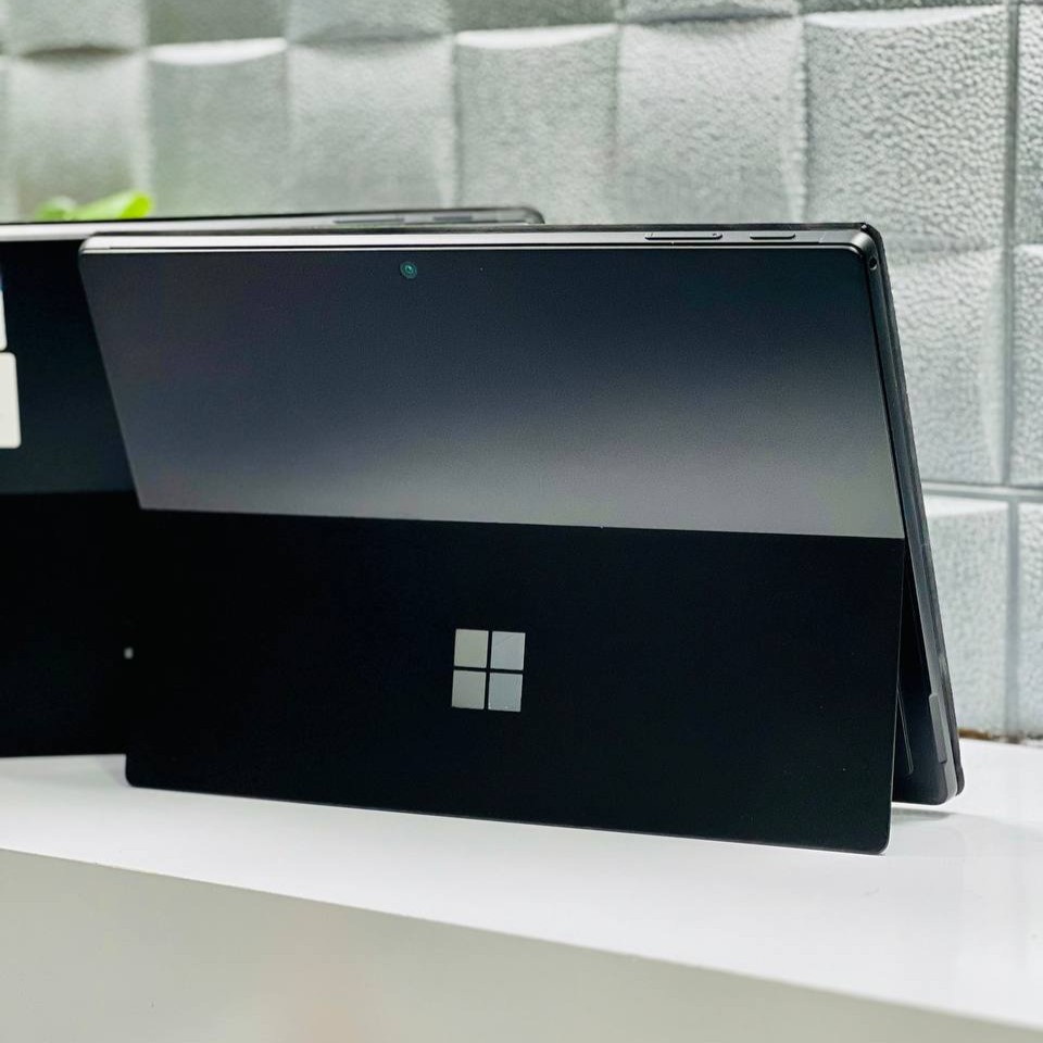 مشخصات، قیمت و خرید لپ تاپ استوک 12.3 اینچی مایکروسافت مدل Microsoft Surface Pro 7 Plus i7 1165G7 16GB 256GB Intel Iris Xe