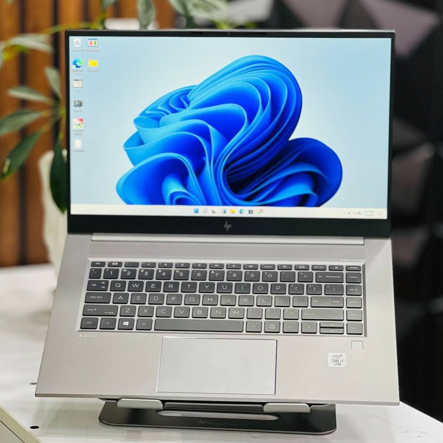 مشخصات، قیمت و خرید لپ تاپ استوک 15.6 اینچی اچ پی مدل HP Zbook Studio G7 i7 10850H 32GB 512GB NVIDIA Quadro T1000