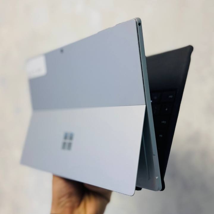 مشخصات، قیمت و خرید لپ تاپ استوک 12.3 اینچی مایکروسافت مدل Microsoft Surface Pro 7 i5 1035G4 8GB 256GB Intel Iris Plus