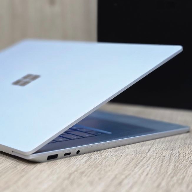 مشخصات، قیمت و خرید لپ تاپ استوک 15 اینچی مایکروسافت مدل Microsoft Surface Laptop 3 i7 1065G7 16GB 512GB Intel Iris Plus