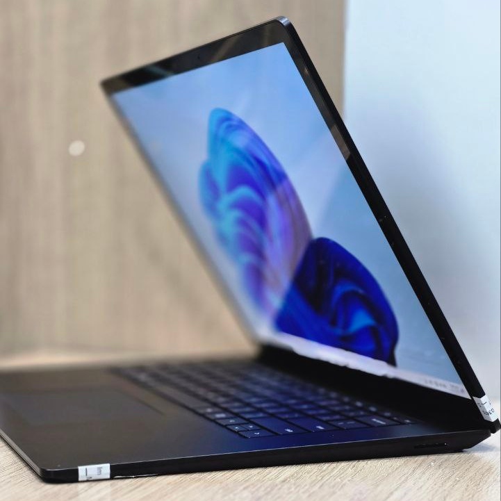 مشخصات، قیمت و خرید لپ تاپ استوک 15 اینچی مایکروسافت مدل Microsoft Surface Laptop 3 i7 1065G7 16GB 512GB Intel Iris Plus