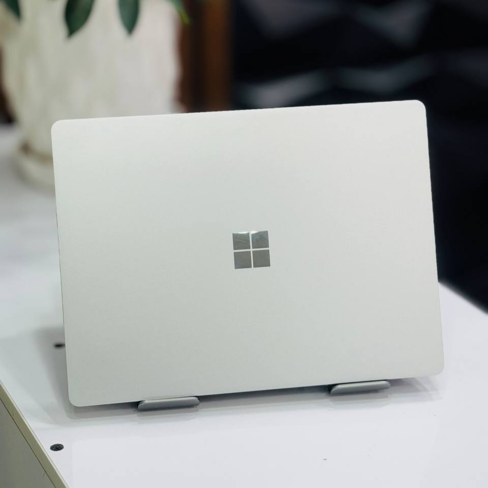 مشخصات، قیمت و خرید لپ تاپ استوک 12.4 اینچی مایکروسافت مدل Microsoft Surface Laptop Go i5 1035G1 16GB 512GB Intel UHD