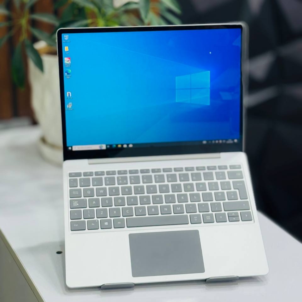 مشخصات، قیمت و خرید لپ تاپ استوک 12.4 اینچی مایکروسافت مدل Microsoft Surface Laptop Go i5 1035G1 16GB 512GB Intel UHD