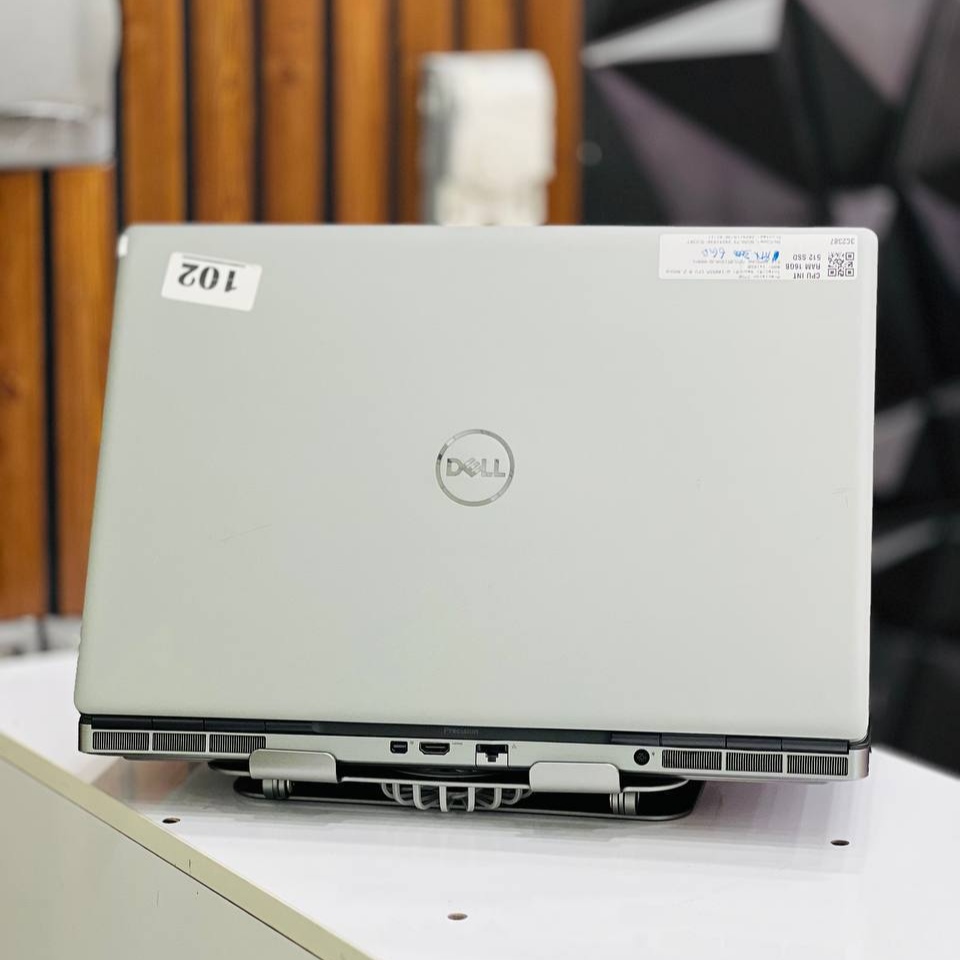 مشخصات، قیمت و خرید لپ تاپ استوک 17.3 اینچی دل مدل Dell Precision 7750 Xeon W-10855M 16GB 512GB NVIDIA RTX 3000