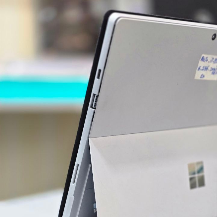 مشخصات، قیمت و خرید لپ تاپ استوک 12.3 اینچی مایکروسافت مدل Microsoft Surface Pro 7 i7 1165G7 16GB 256GB Intel Iris Plus