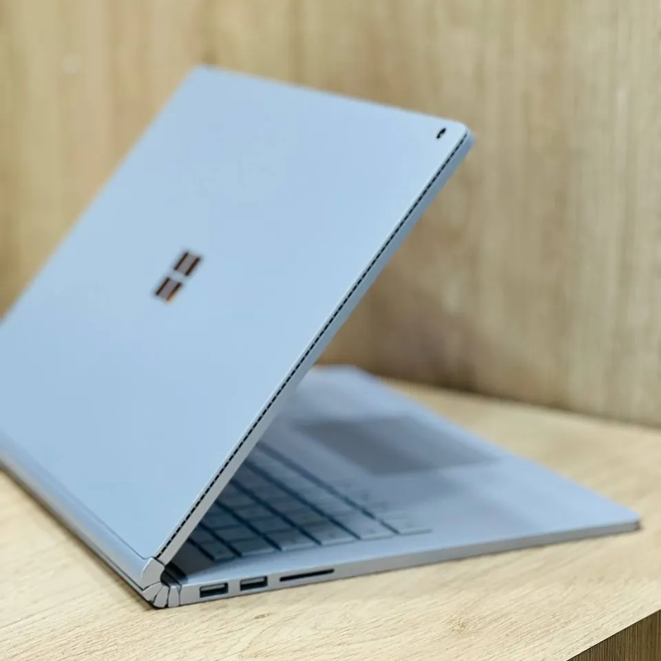 مشخصات، قیمت و خرید لپ تاپ استوک 13.5 اینچی مایکروسافت مدل Microsoft Surface Book i7 6600U 16GB 512GB NVIDIA 940M