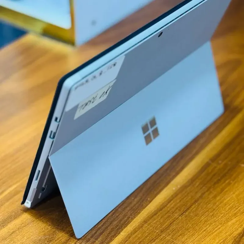 لپ تاپ استوک 12.5 اینچی مایکروسافت مدل Microsoft Surface Pro 6 i5 8250U 8GB 128GB Intel UHD 620 مشخصات، قیمت و خرید لپ تاپ استوک 12.5 اینچی مایکروسافت مدل Microsoft Surface Pro 6 i5 8250U 8GB 128GB Intel UHD 620