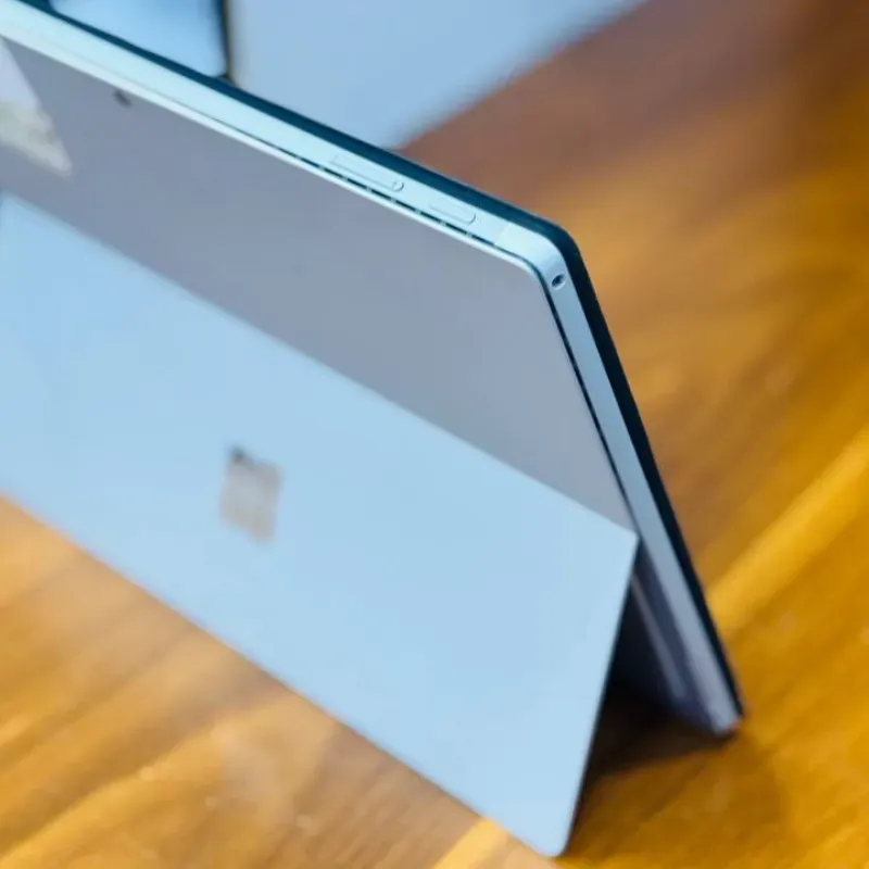 لپ تاپ استوک 12.5 اینچی مایکروسافت مدل Microsoft Surface Pro 6 i5 8250U 8GB 128GB Intel UHD 620 مشخصات، قیمت و خرید لپ تاپ استوک 12.5 اینچی مایکروسافت مدل Microsoft Surface Pro 6 i5 8250U 8GB 128GB Intel UHD 620