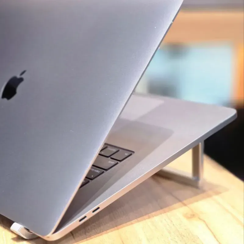 لپ تاپ استوک 16 اینچی اپل مدل Apple MacBook Pro 2019 i9 9850H 16GB 500GB AMD 5300M مشخصات، قیمت و خرید لپ تاپ استوک 16 اینچی اپل مدل Apple MacBook Pro 2019 i9 9850H 16GB 500GB AMD 5300M