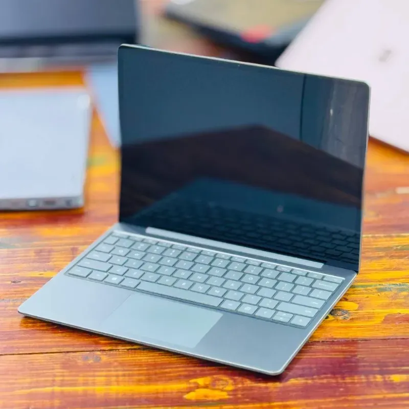 لپ تاپ استوک 10.5 اینچی مایکروسافت مدل Microsoft Surface Laptop Go 2 i5 1135G7 8GB 256GB Intel Iris Xe مشخصات، قیمت و خرید لپ تاپ استوک 10.5 اینچی مایکروسافت مدل Microsoft Surface Laptop Go 2 i5 1135G7 8GB 256GB Intel Iris Xe