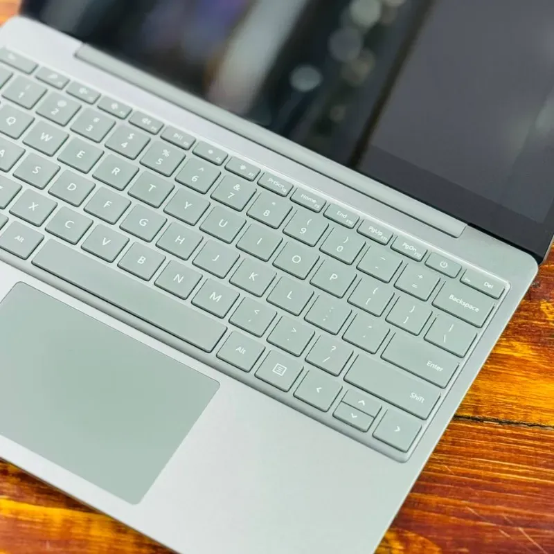 لپ تاپ استوک 10.5 اینچی مایکروسافت مدل Microsoft Surface Laptop Go 2 i5 1135G7 8GB 256GB Intel Iris Xe مشخصات، قیمت و خرید لپ تاپ استوک 10.5 اینچی مایکروسافت مدل Microsoft Surface Laptop Go 2 i5 1135G7 8GB 256GB Intel Iris Xe