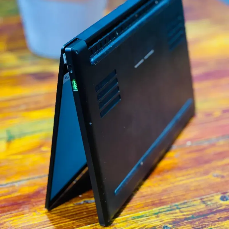 لپ تاپ استوک 13.3 اینچی ریزر مدل Razer Blade Stealth 13 i7 1065G7 16GB 512GB GTX 1650 مشخصات، قیمت و خرید لپ تاپ استوک 13.3 اینچی ریزر مدل Razer Blade Stealth 13 i7 1065G7 16GB 512GB GTX 1650