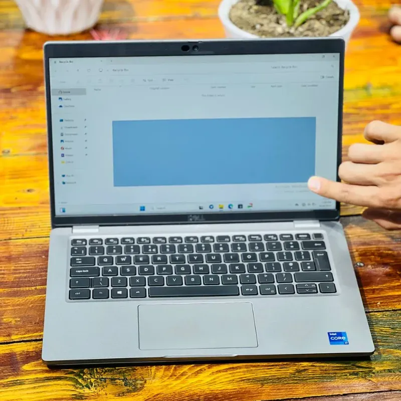 لپ تاپ استوک 14 اینچی دل مدل Dell Latitude 5430 i7 1265U 16GB 256GB Intel Iris Xe Touch مشخصات، قیمت و خرید لپ تاپ استوک 14 اینچی دل مدل Dell Latitude 5430 i7 1265U 16GB 256GB Intel Iris Xe Touch