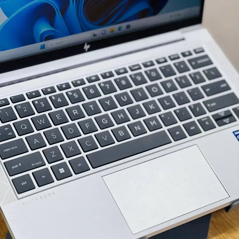مشخصات، قیمت و خرید لپ تاپ استوک 13.3 اینچی اچ پی مدل HP EliteBook 830 G8 i7 1185G7 16GB 512GB Intel Iris Xe Touch
