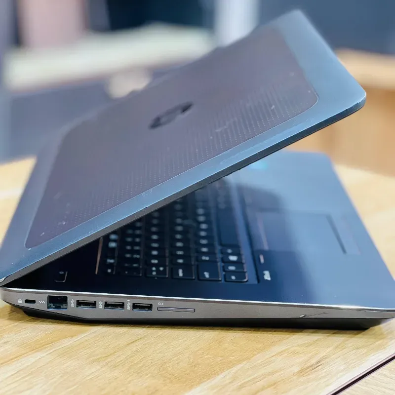 مشخصات، قیمت و خرید لپ تاپ استوک 17.3 اینچی اچ پی مدل HP Zbook 17 G3 i7 6820HQ 16GB 512GB 4GB M2200