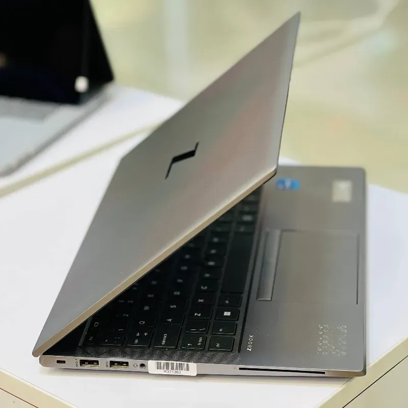 مشخصات، قیمت و خرید لپ تاپ استوک 14.1 اینچی اچ پی مدل HP Zbook Firefly 14 G8 i7 1165G7 16GB 512GB T500