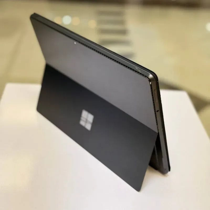 مشخصات، قیمت و خرید لپ تاپ استوک 12.3 اینچی مایکروسافت مدل Microsoft Surface Pro 8 i5 1135G7 8GB 512GB Intel Iris Xe