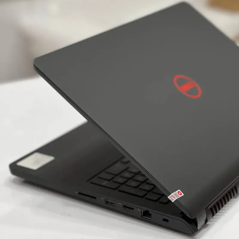 مشخصات، قیمت و خرید لپ تاپ استوک 15.6 اینچی دل مدل Dell Inspiron 5577 i5 7300HQ 8GB 256GB GTX 1050