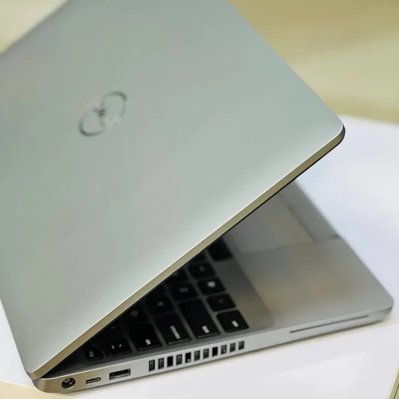 مشخصات، قیمت و خرید لپ تاپ استوک 15.6 اینچی دل مدل Dell Precision 3550 i7 10810U 16GB 512GB P520