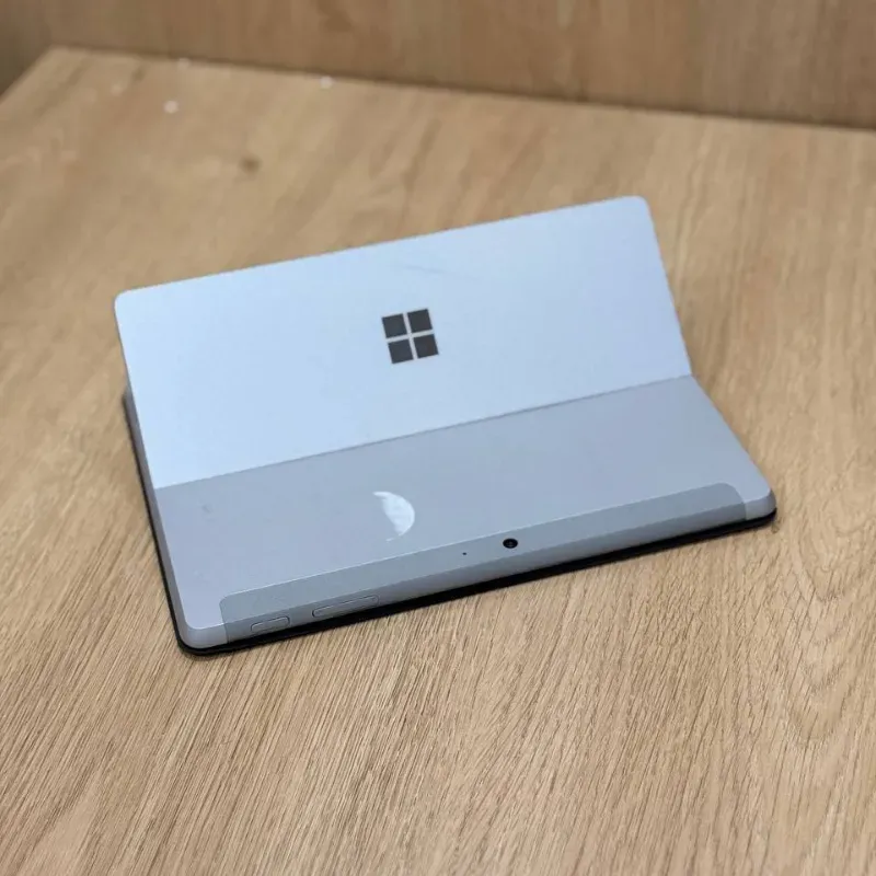 مشخصات، قیمت و خرید لپ تاپ استوک 10.5 اینچی مایکروسافت مدل Microsoft Surface Go 2 M3 8100Y 8GB 256GB Intel UHD Sim