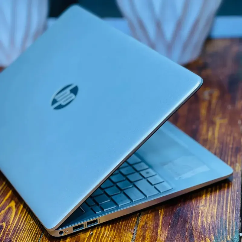 مشخصات، قیمت و خرید لپ تاپ استوک 15.6 اینچی اچ پی مدل HP Laptop 15S R7 5700U 8GB 256GB AMD Radeon
