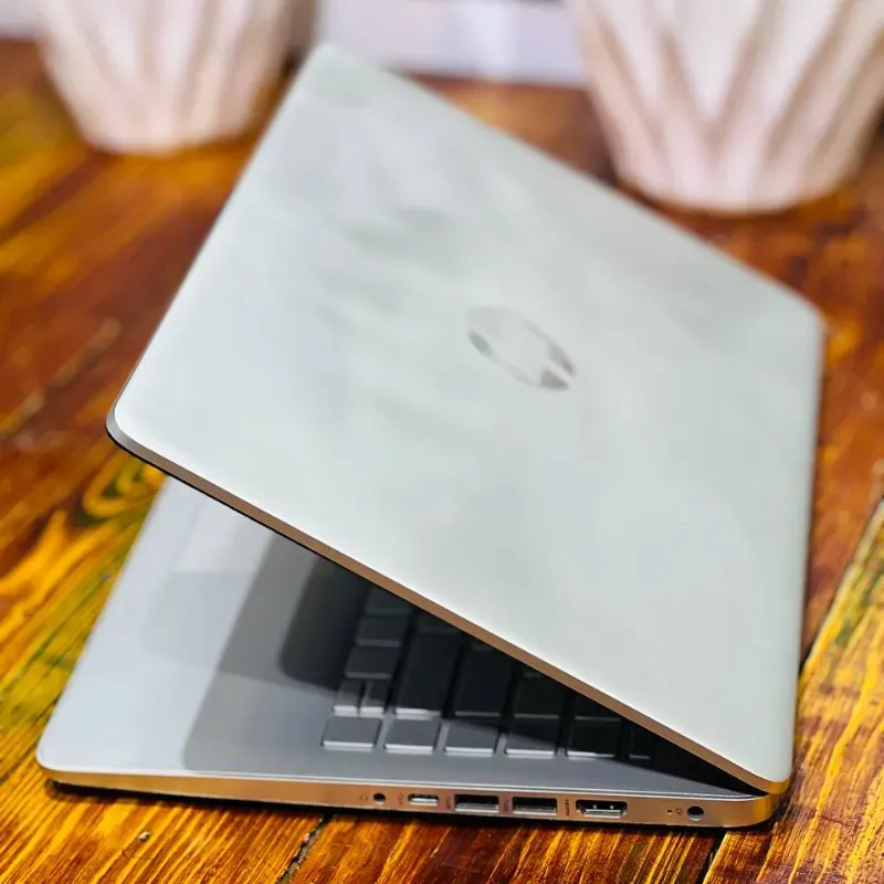 مشخصات، قیمت و خرید لپ تاپ استوک 14.1 اینچی اچ پی مدل HP Laptop 14S R3 4300U 8GB 256GB AMD Radeon