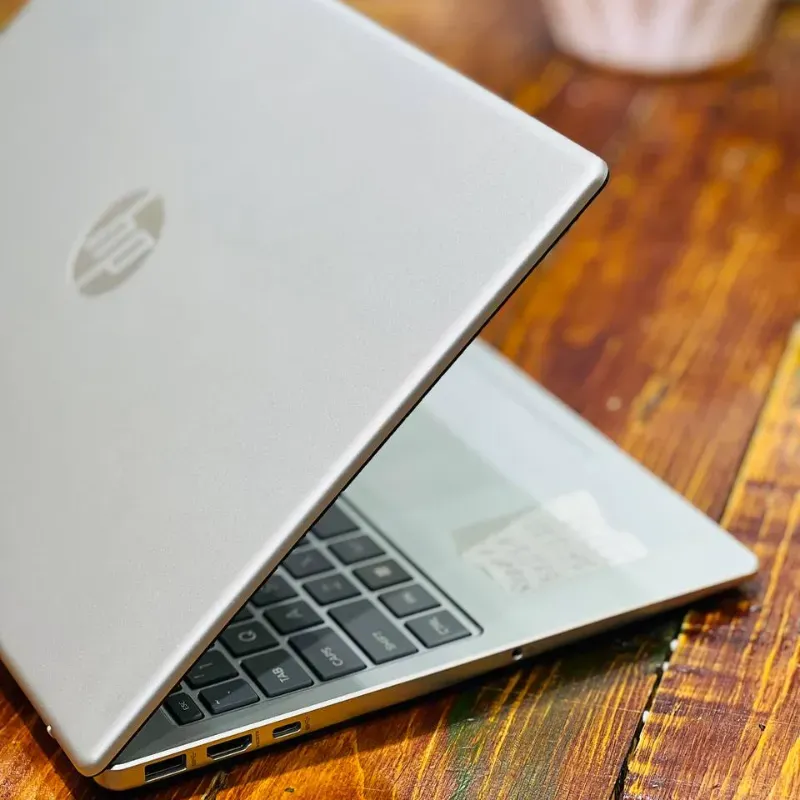 مشخصات، قیمت و خرید لپ تاپ استوک 15.6 اینچی اچ پی مدل HP Laptop 15 R7 5825U 16GB 512GB AMD Radeon