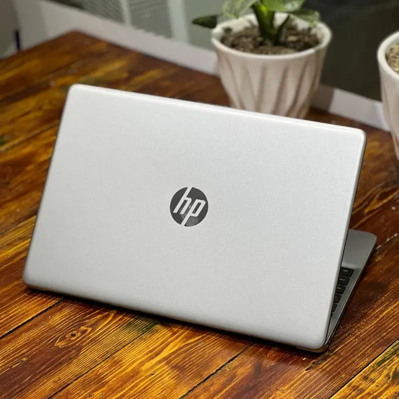 مشخصات، قیمت و خرید لپ تاپ استوک 15.6 اینچی اچ پی مدل HP 255 G9 R5 5625U 8GB 512GB AMD Radeon