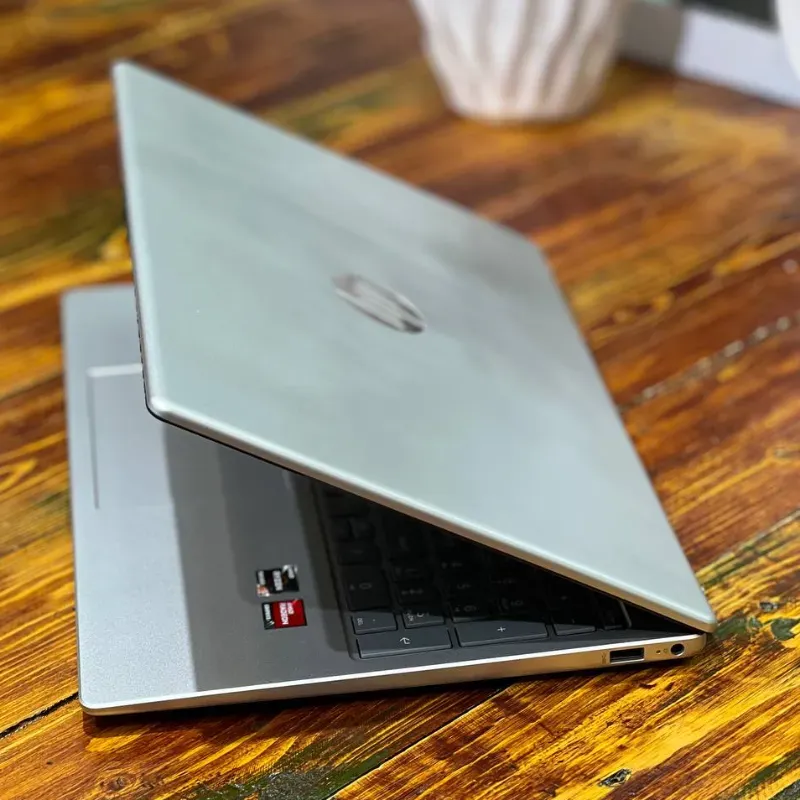 مشخصات، قیمت و خرید لپ تاپ اپن باکس 15.6 اینچی اچ پی مدل HP Laptop 15 R5 7520U 8GB 256GB AMD Radeon