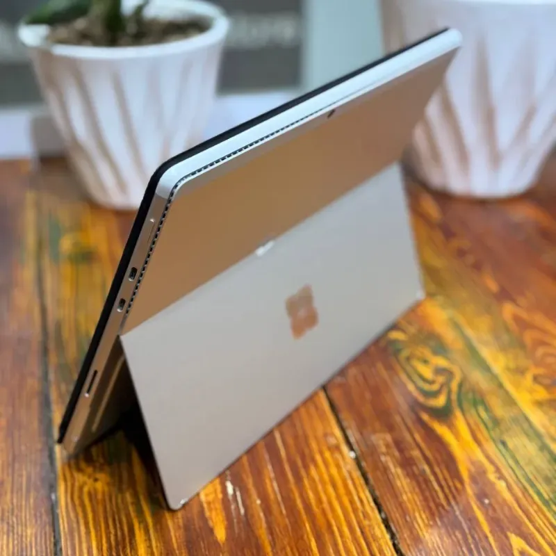 مشخصات، قیمت و خرید لپ تاپ استوک 13 اینچی مایکروسافت مدل Microsoft Surface Pro 8 i5 1135G7 16GB 512GB Intel Iris Xe + Slim Pen 2