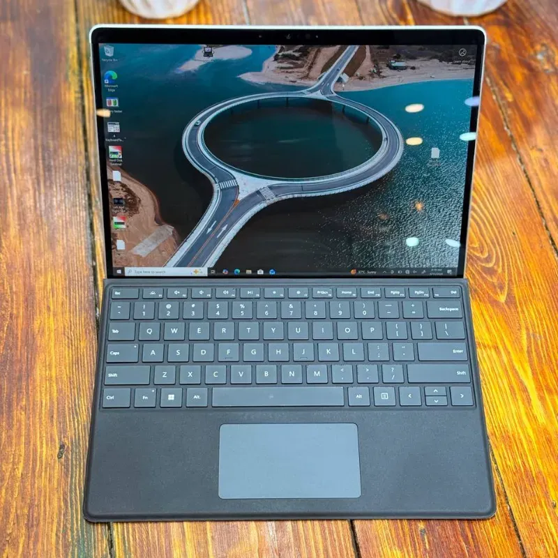 مشخصات، قیمت و خرید لپ تاپ استوک 13 اینچی مایکروسافت مدل Microsoft Surface Pro 8 i5 1135G7 16GB 512GB Intel Iris Xe + Slim Pen 2