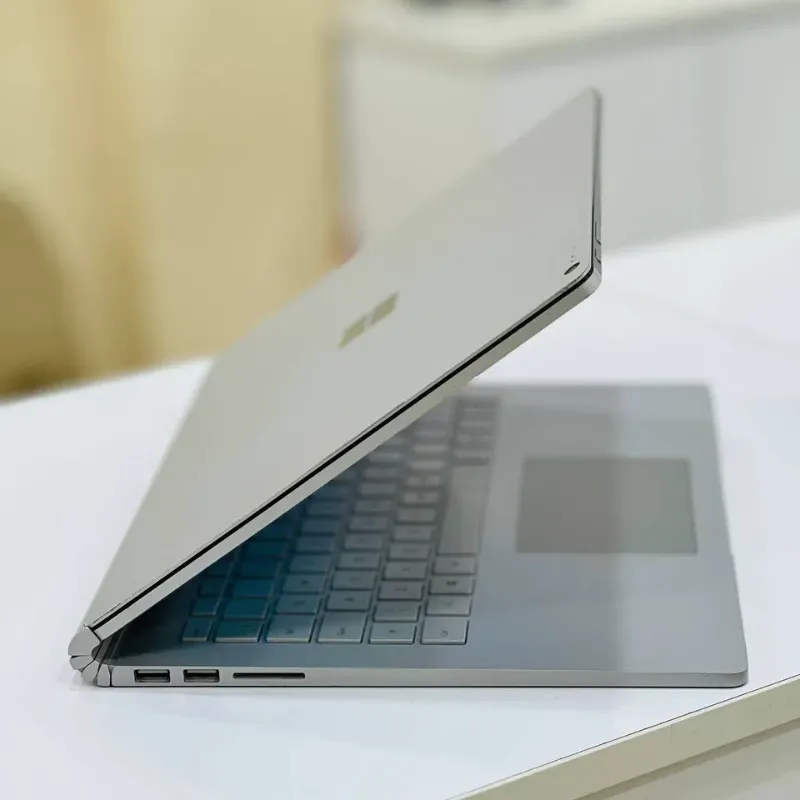 مشخصات، قیمت و خرید لپ تاپ استوک 13.5 اینچی مایکروسافت مدل Microsoft Surface Book 2 i5 8350U 8GB 256GB Intel HD