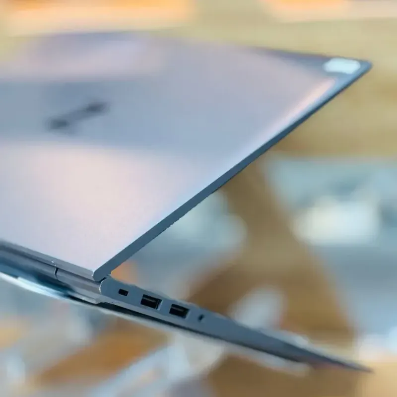مشخصات، قیمت و خرید لپ تاپ استوک 14.1 اینچی اچ پی مدل HP Zbook Firefly 14 G8 i7 1185G7 16GB 512GB Intel Iris Xe