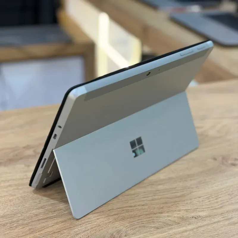 مشخصات، قیمت و خرید لپ تاپ استوک 10.5 اینچی مایکروسافت مدل Microsoft Surface Go 3 i3 10100Y 8GB 256GB Intel UHD