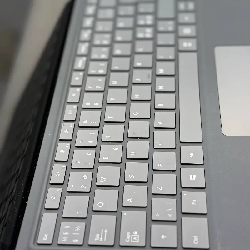 مشخصات، قیمت و خرید لپ تاپ استوک 13 اینچی مایکروسافت مدل Microsoft Surface Pro X SQ1 8GB 256GB Adreno