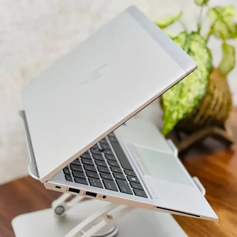 مشخصات، قیمت و خرید لپ تاپ استوک 14.1 اینچی اچ پی مدل HP EliteBook 840 G8 i7 1185G7 16GB 256GB Intel Iris Xe