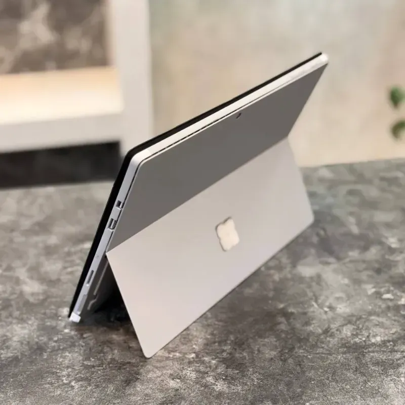 مشخصات، قیمت و خرید لپ تاپ استوک 12.3 اینچی مایکروسافت مدل Microsoft Surface Pro 5 i7 7660U 8GB 256GB Intel HD