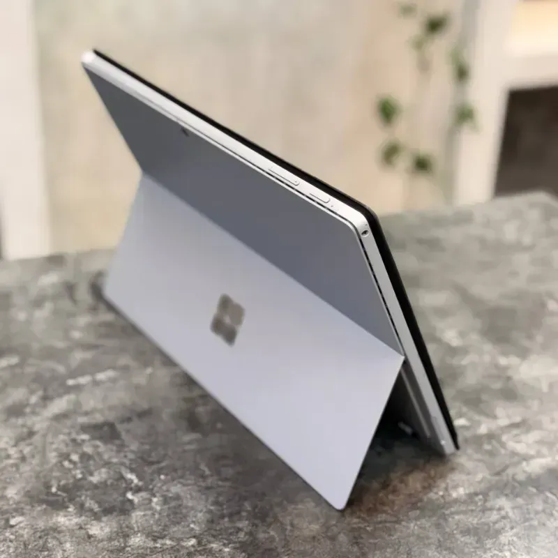 مشخصات، قیمت و خرید لپ تاپ استوک 12.3 اینچی مایکروسافت مدل Microsoft Surface Pro 5 i7 7660U 8GB 256GB Intel HD