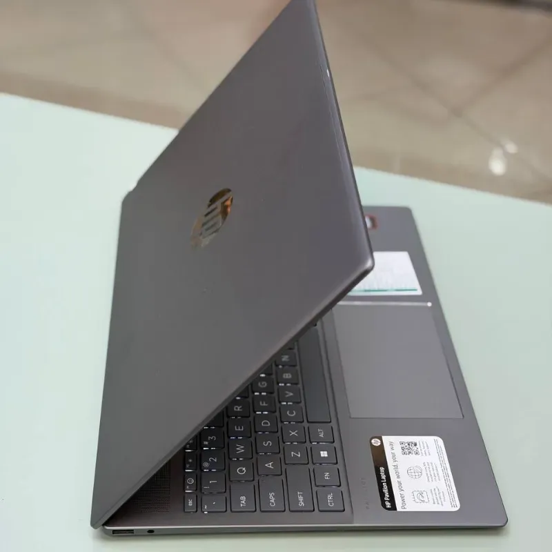 مشخصات، قیمت و خرید لپ تاپ استوک 16.1 اینچی اچ پی مدل HP Pavilion 16 R7 8840U 8GB 512GB AMD Radeon